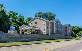 Cobblestone Hotel&Suites - Erie